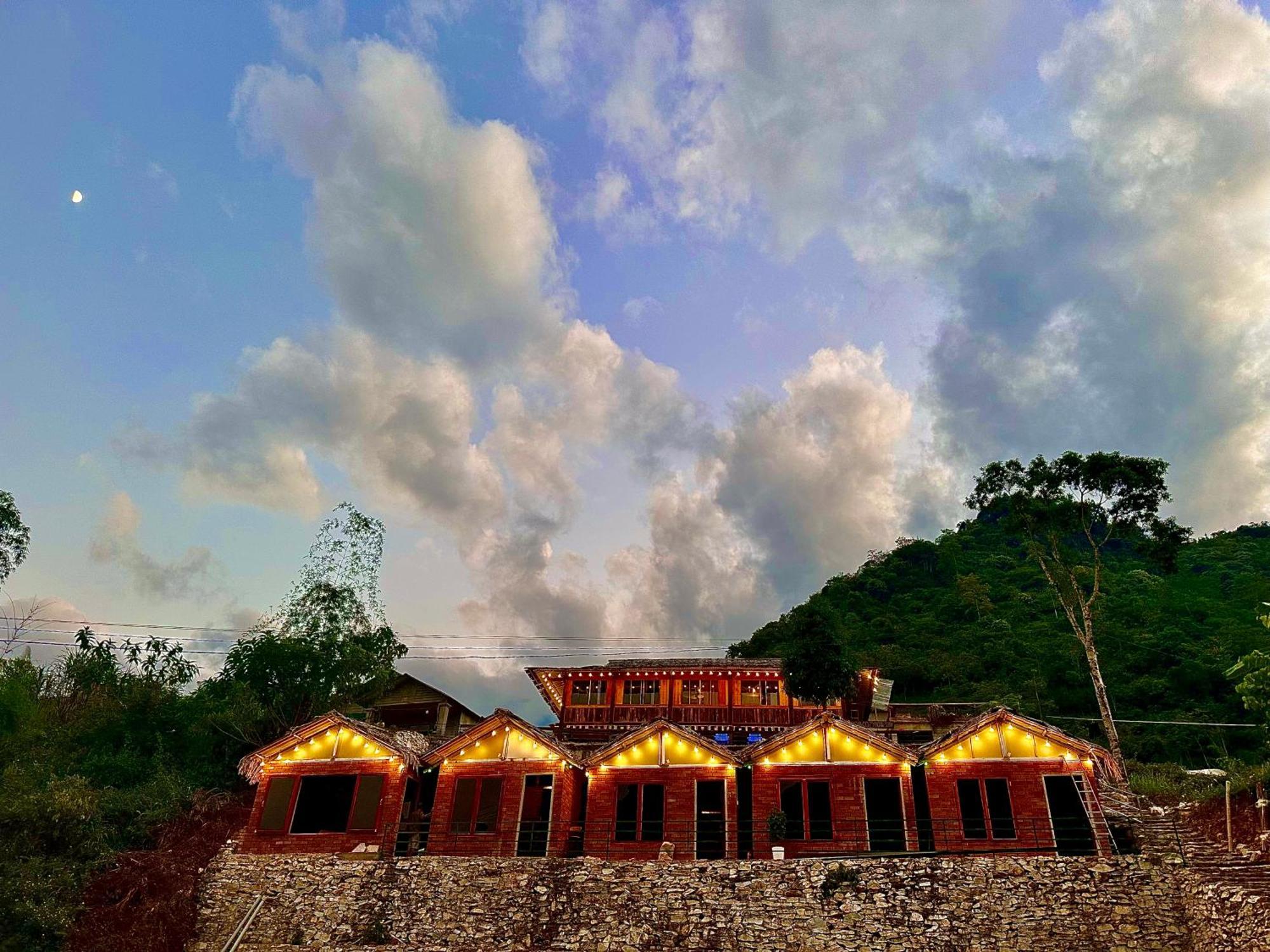Du Gia Cozy Homestay & Tours Làng Cac Exterior foto